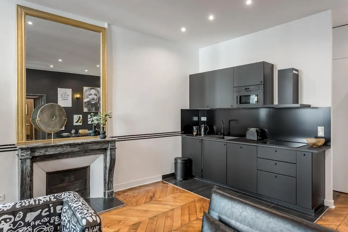 V2D Vivid Elegance Near Palais Royal 4P Apartman Párizs Franciaország